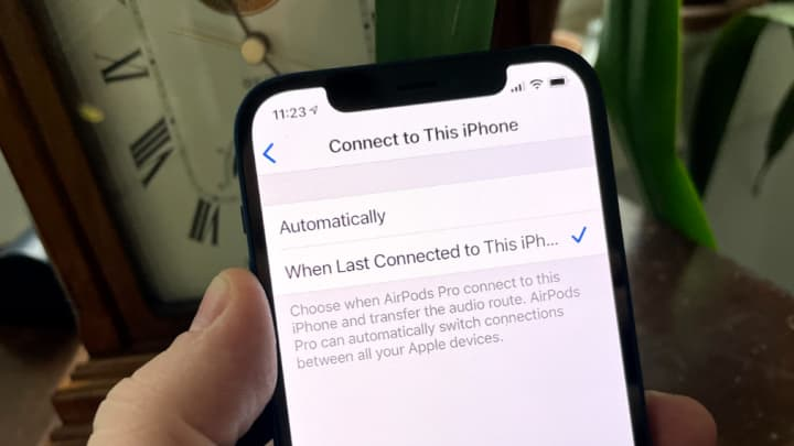  Seek Connection From Other Devices to fix airpods light won't turn on