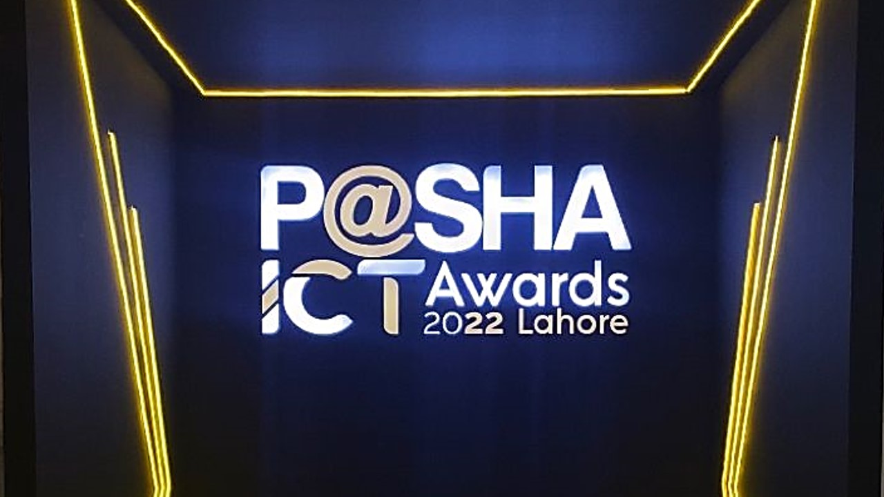 Dice Analytics’ cutting-edge technology wins at P@SHA ICT Awards 2022