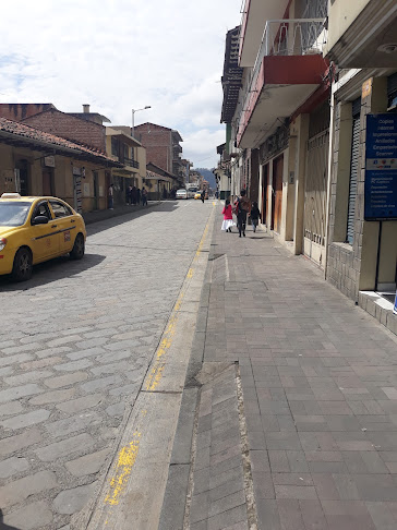 Esperanza Thrift Shop - Tienda de ultramarinos