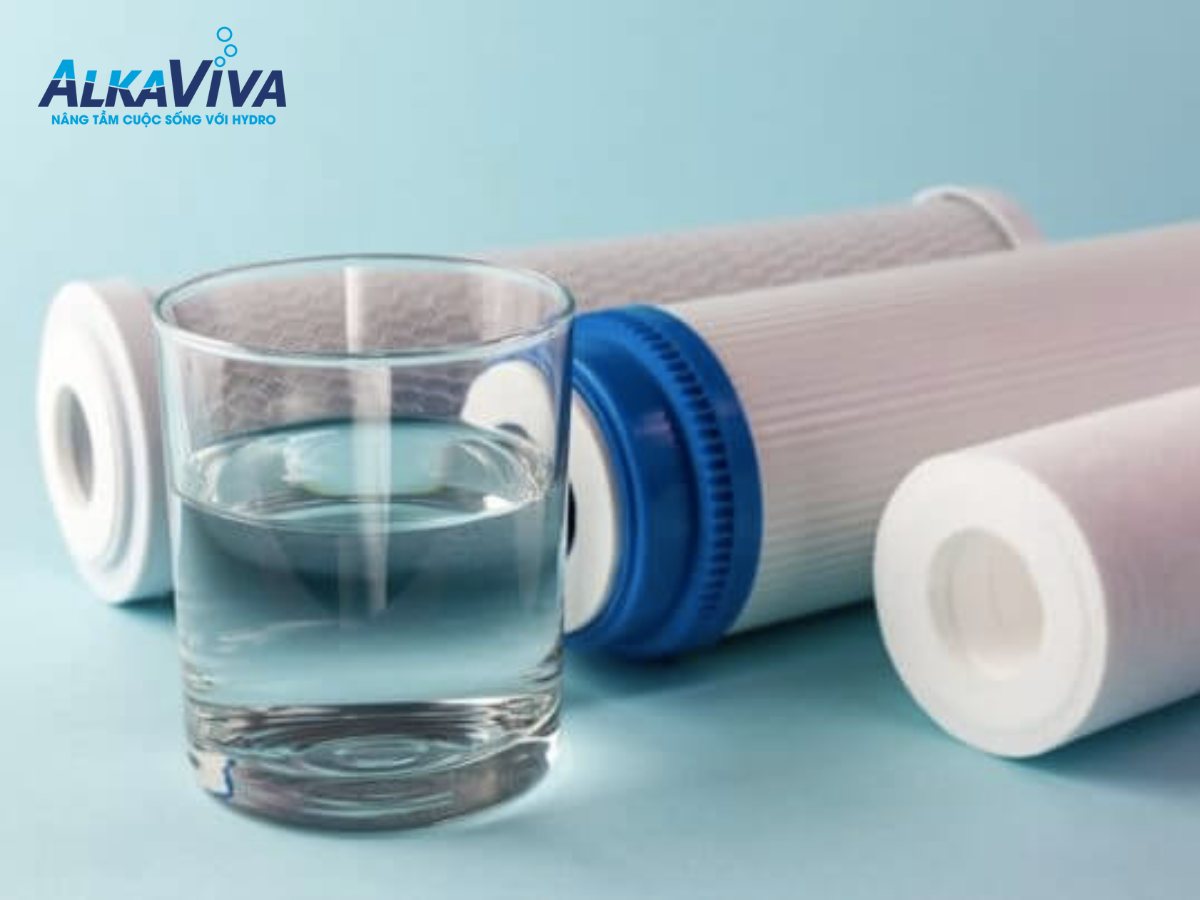 NƯỚC ION KIỀM GIÀU HYDRO CHỐNG OXY HOÁ MẠNH MẼ – VÌ SAO?