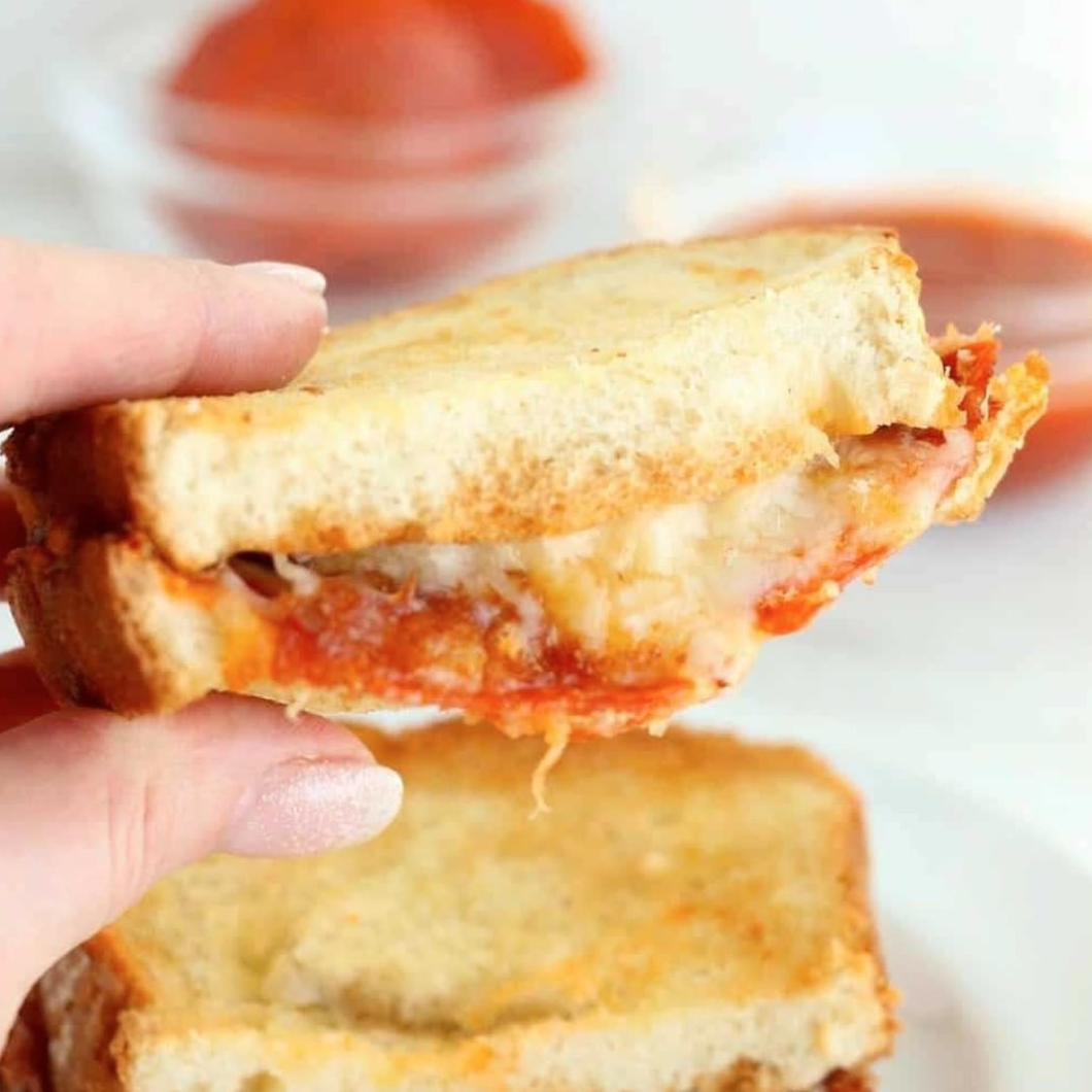 pizza grilled cheese