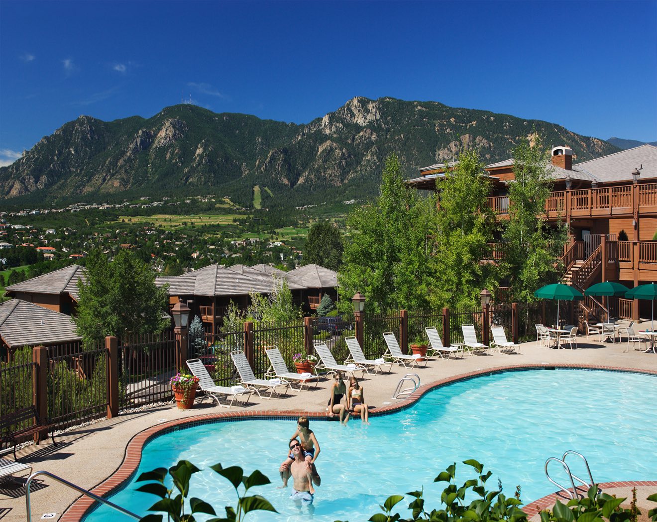 5 Best Resorts in Colorado Springs in 2025 Must See!