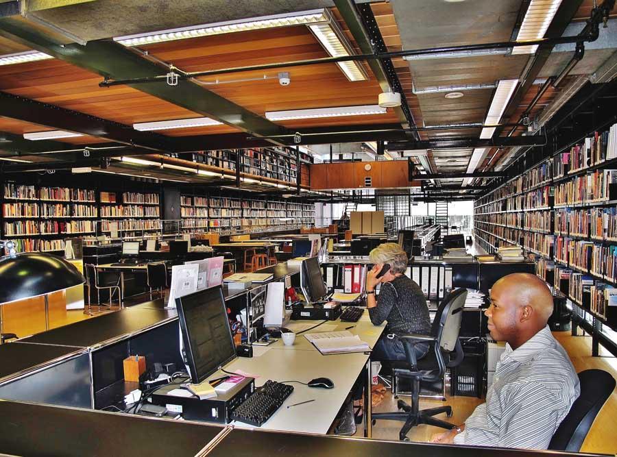 C:\Users\Nestor\Desktop\RADIONICA scape\2. zadatak\netherlands_architecture_institute_library_t130711.jpg