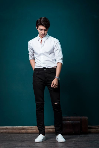 Phối áo sơ mi slim fit với quần jean
