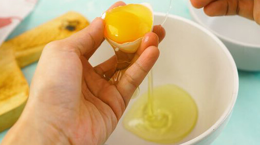Hair Treatment With Egg