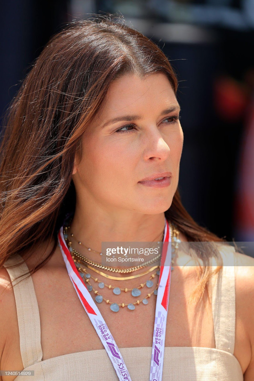 D:\Documenti\posts\posts\Miami\New folder\donne\former-indycar-and-nascar-driver-danica-patrick-in-the-paddock-prior-picture-id1240514929.jpg