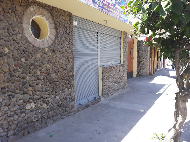 Opiniones de Pasteleria Alejandra en Quito - Panadería