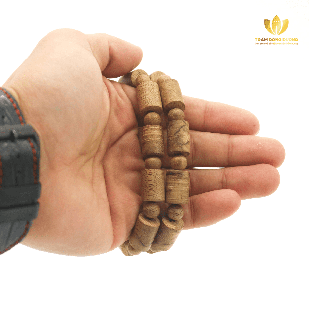 Mua vòng gỗ Trầm hương ở đâu? Tham khảo ngay Trầm Đông Dương bạn nhé!