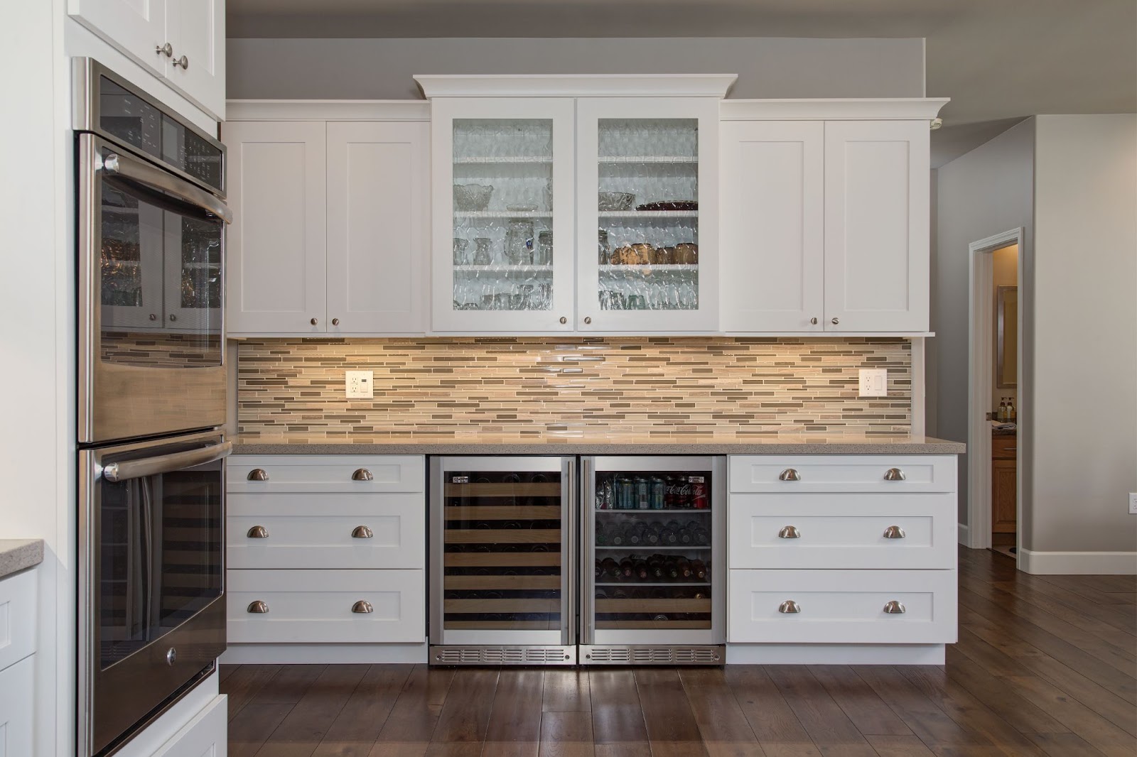 kitchen-remodeling-beverage-station