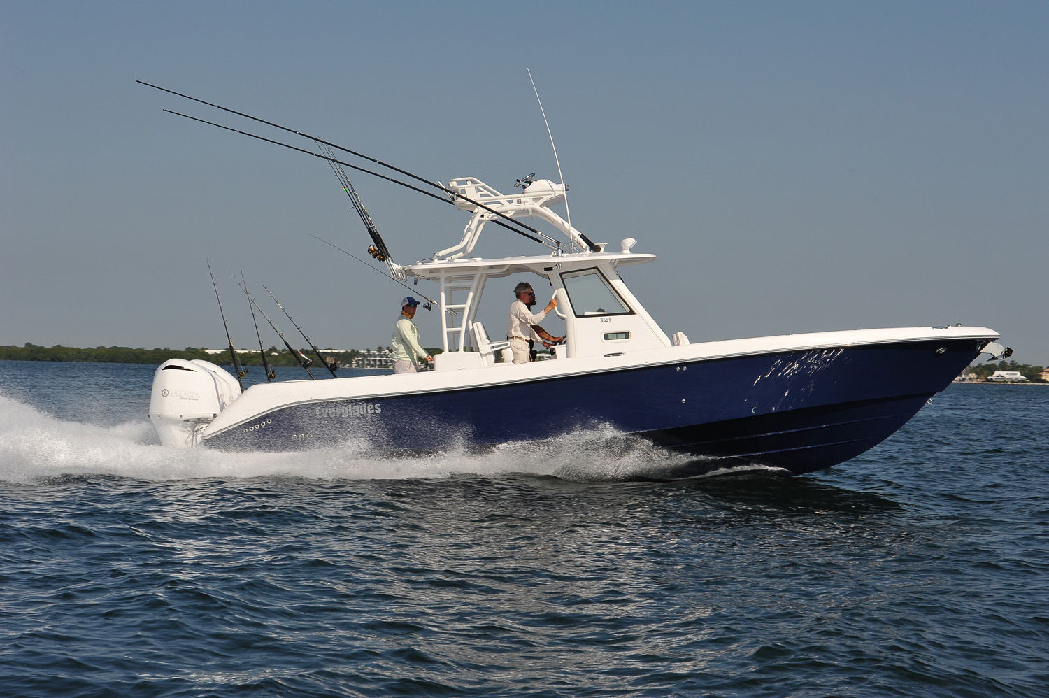 7 Best Center Console Boats Over 30 Feet Commutter