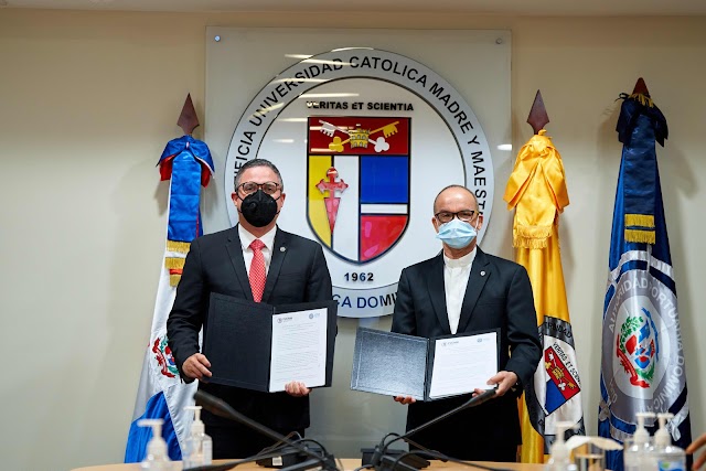 Autoridad Portuaria y PUCMM firma acuerdo de cooperación   