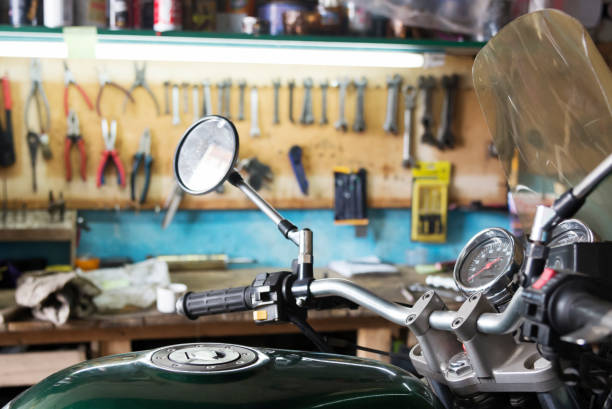 repair motorcycle mirror