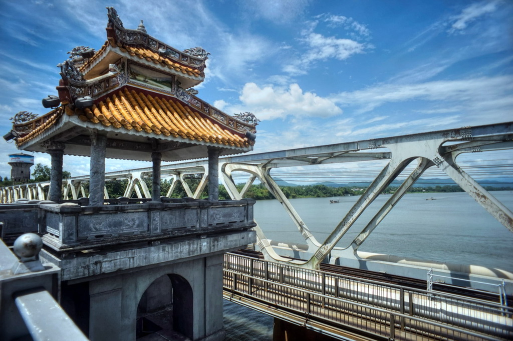 Điều đặc biệt của cầu sắt Bạch Hổ trăm tuổi ở xứ Huế