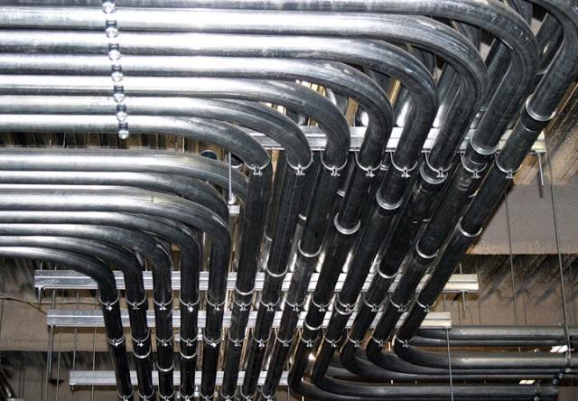 Sử dụng ống thép luồn dây điện trong hệ thống điện công trình
