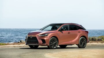 Đánh giá Lexus RX 2023: Thiết kế sang trọng, hiện đại, tinh tế, êm ái