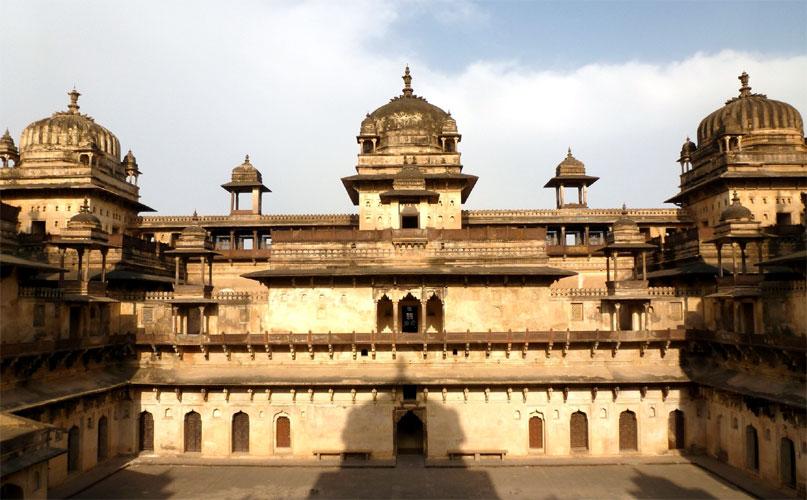 Jahangir Mahal.jpg