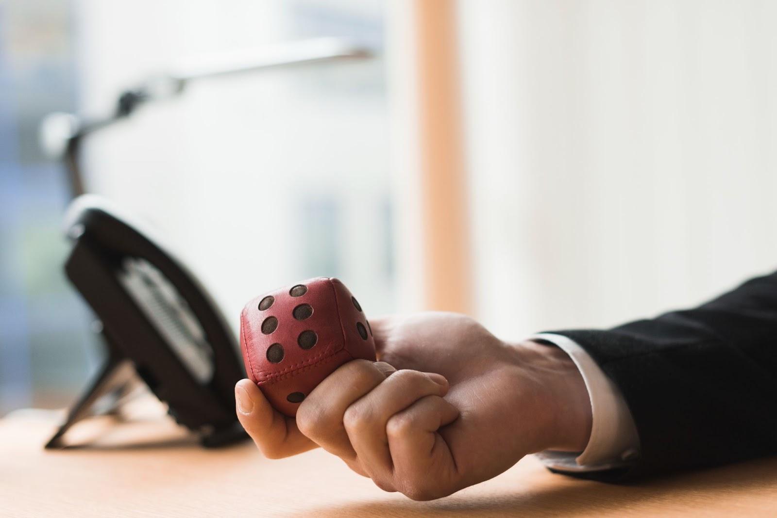 When it comes to gambling and casinos, state laws vary greatly depending on the regulations of a specific region. Some have lighter restrictions for casino owners and players, while others ban gambling activities at all. 