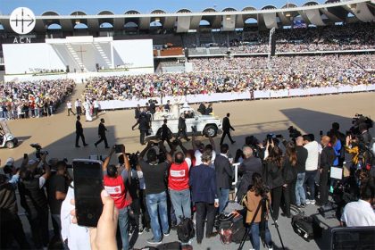 More than 160 000 Christians gathered in and around the stadium on the outskirts of Abu Dhabi.