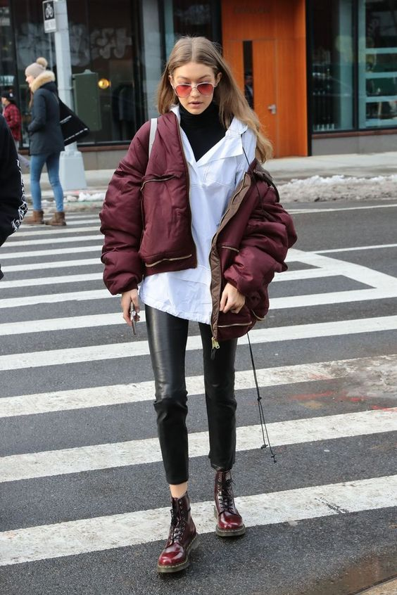 Cách phối đồ với áo Bomber jacket nữ- thời thượng, phong cách