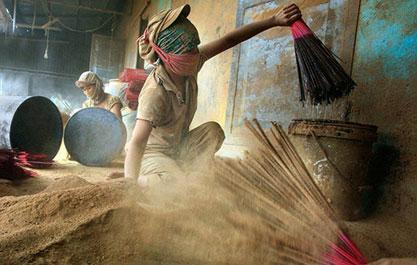 Nhang hóa chất độc hại