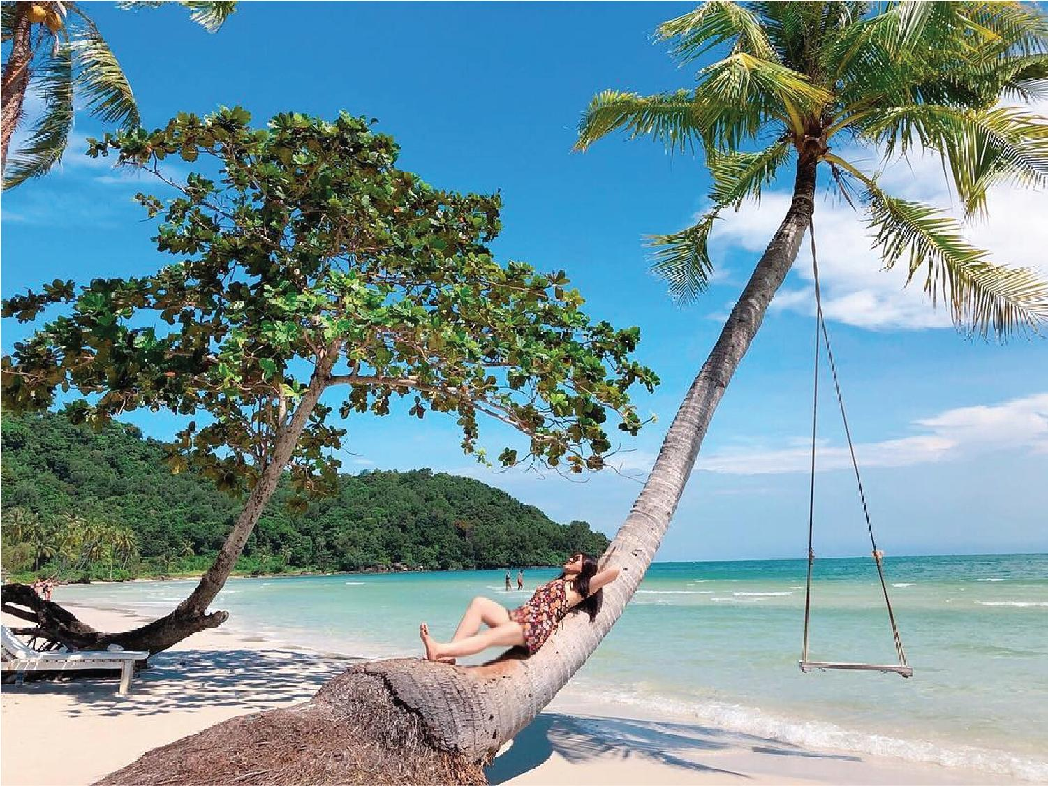 Tắm biển, phơi nắng
