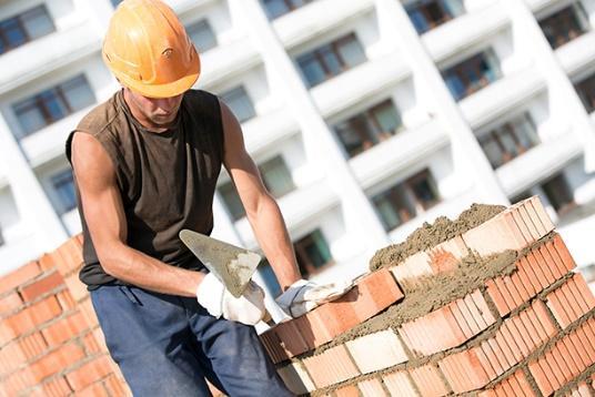 How to become a bricklayer in Australia: careers in building and  construction
