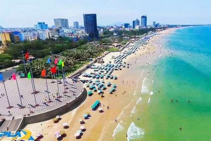 Tour du lịch Vũng Tàu - Hòa mình với làn nước mát trong của bãi Sau 