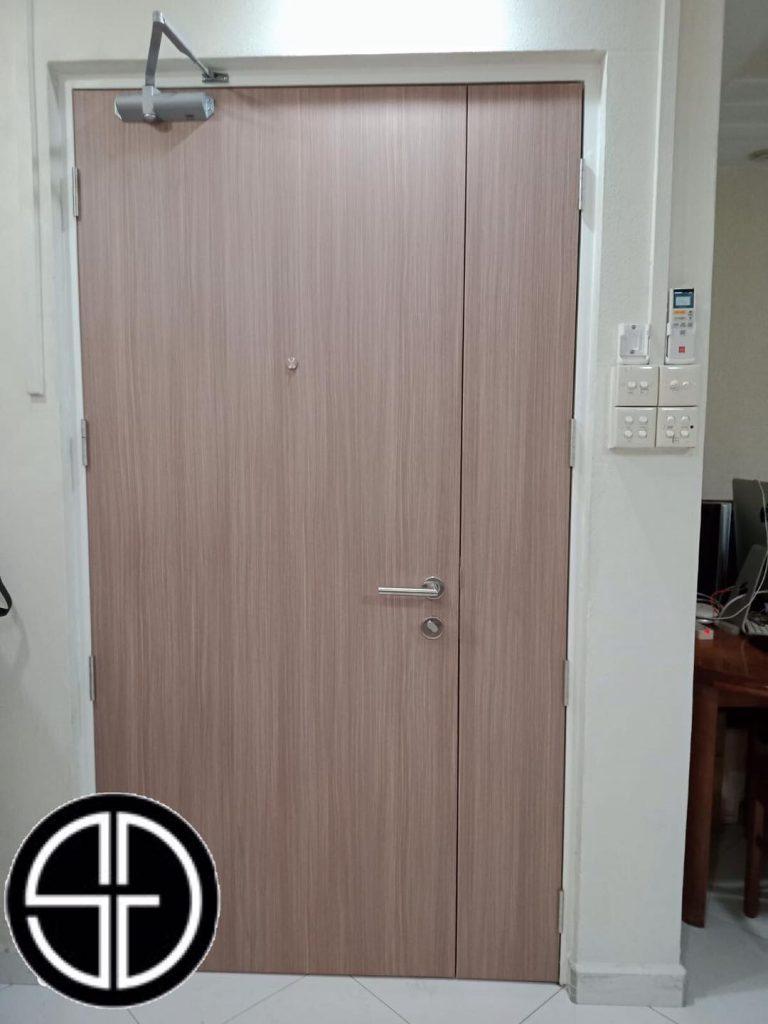 SGDoors_BukitBatok_MildSteelGate-and-Main-HDB-Door-1-768x1024