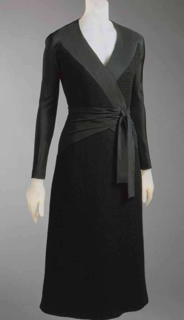 Elsa Schiaparelli, Wrap dress, 1930s.