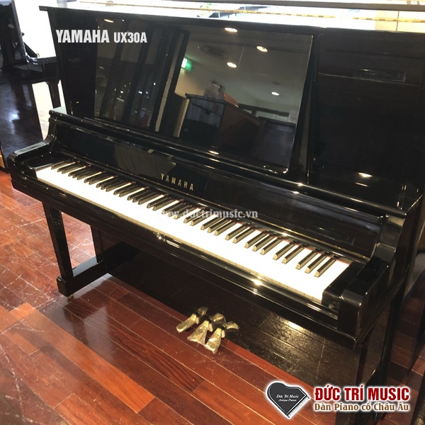 Chiếc đàn Upright Piano Yamaha Ux30a Upr01061 với thiết kế đơn giản nhưng vô cùng bắt mắt