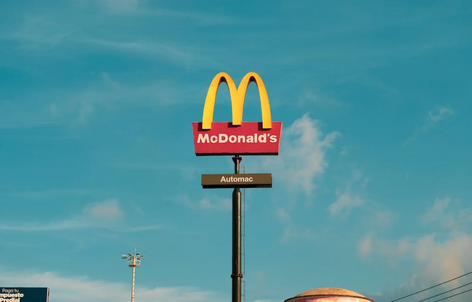 Membuat logo seperti McDonalds