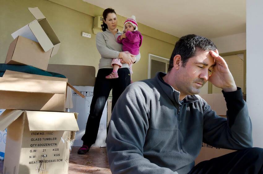 E:\Works\Order\April- 2018\SP_APR_01\Edited\financial-trouble-on-a-family.jpg