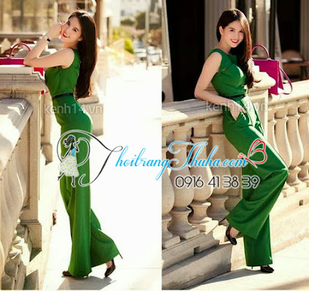 Jumpsuit Đồ Bay Ngọc Trinh màu xanh lưng Trái Tim Jumpsuit Đồ Bay Ngọc Trinh màu xanh lưng Trái Tim