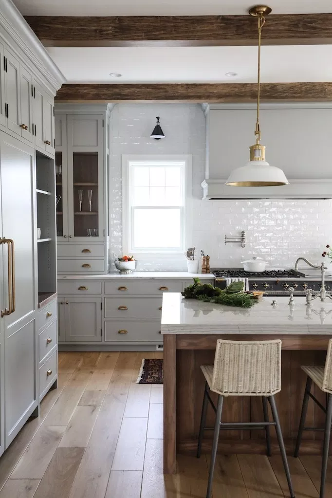 25+ Ways To Style Grey Kitchen Cabinets