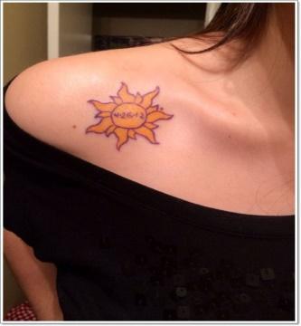 40 Collar Bone Tattoo Ideas For Girls | Tangled tattoo, Collar bone tattoo,  Tattoos for guys