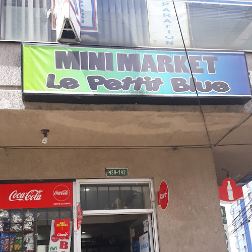 Le Pettit Blue - Quito