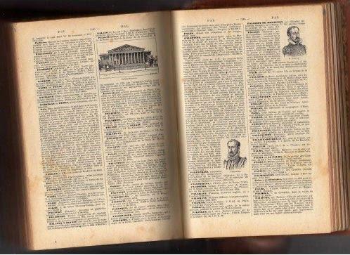 Voici la définition de la Palestine dans le Larousse de 1925 :

PALESTINE : contrée de la Syrie, entre la Phénicie au Nord, la mer Morte au Sud, la Mediterranée à l’Ouest, et le désert de Syrie à l’Est, arrosé par le Jourdain. C’est une bande de terre étroite, resserée entre la mer le Liban, et parcourue par le Jourdain, qui s’y jette dans la mer Morte. Elle est appelé aussi, dans l’Ecriture sainte, Terre de Chanaan, Terre promise et Judée. C’est aujourd’hui [en 1925 donc] un Etat juif sous le mandat de l’Angleterre ; 770.000 habitants. Capitale Jérusalem.

Entre le début du moyen âge et 1920, la Palestine a suivi le sort du reste de la Syrie. Les accord franco-anglais de mai 1916, ratifiés par le traité de Lausanne de 1923, l’ont placée sous le mandat britannique et, après l’avoir conquise sur les Germano-Turcs en 1917-1918, les Anglais travaillent à y fonder un « foyer juif ».

La création d’un foyer pour le peuple juif, qui donnera naissance à Israël, précède la Shoah de 30 ans. Elle n’en est pas la conséquence. Les Européens n’ont pas donné en 1917 une terre aux Juifs pour les compenser de l’extermination de la seconde guerre mondiale. Ils n’ont pas donné une terre appartenant aux arabes palestiniens, puisqu’elle appartenait aux Germano-Turcs, et l’ont conquise en 1917.

La Palestine était « Un Etat juif, sous le mandat de l’Angleterre, comprenant 770.000 habitants, et dont la capitale est Jérusalem. »