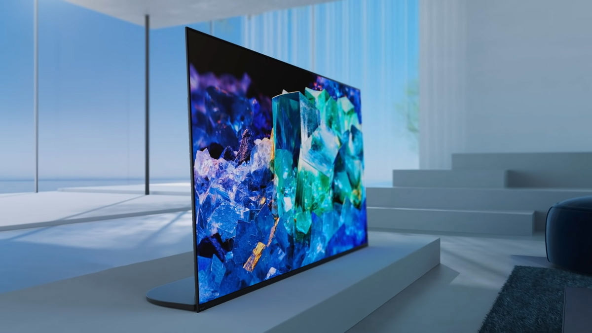 Discover the new Samsung S95B and Sony A95K QDOLED TVs