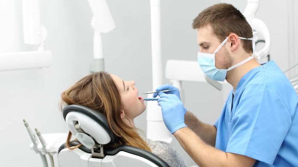 Công việc nha sĩ cần sự tỉ mỉ của Nha khoa