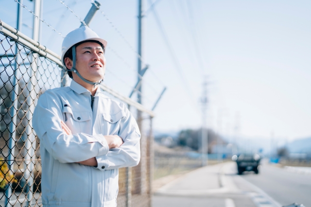 四国電力のスマートメーター設置工事をする業者
