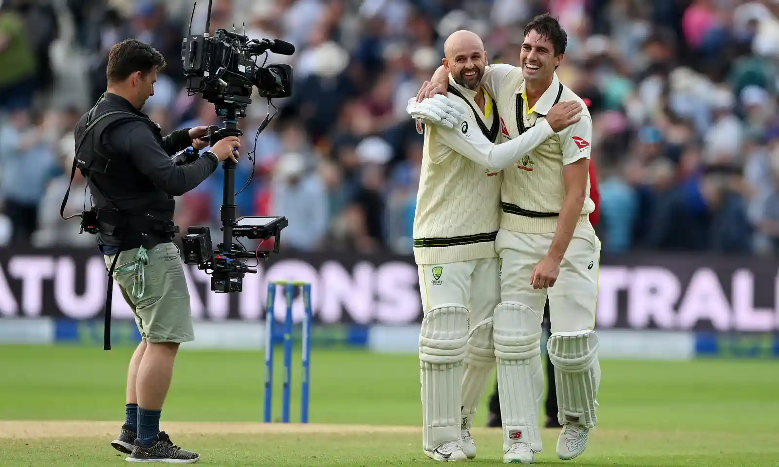 Ashes series off to an amazing start: Australia lead 1-0. - Asiana Times