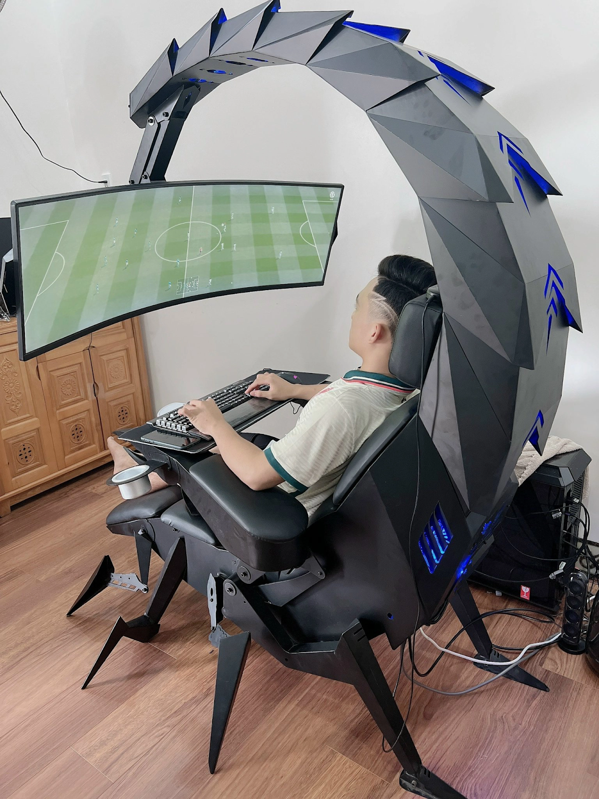 Ghế gaming bọ cạp hiện đại