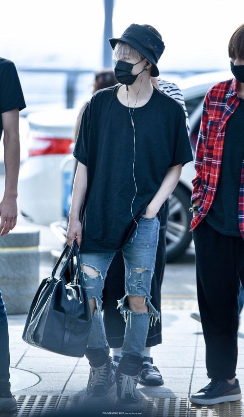 Outfit đơn giản mà năng nổ, ấn tượng