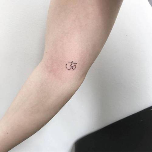 ลายสักโอม เล็กๆ8