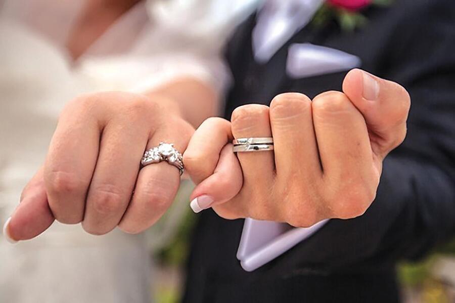 3 lời chúc đám cưới ý nghĩa mà bạn có thể tham khảo để có những câu chúc thật hay trong ngày cưới.