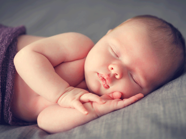 cách dỗ trẻ sơ sinh ngủ