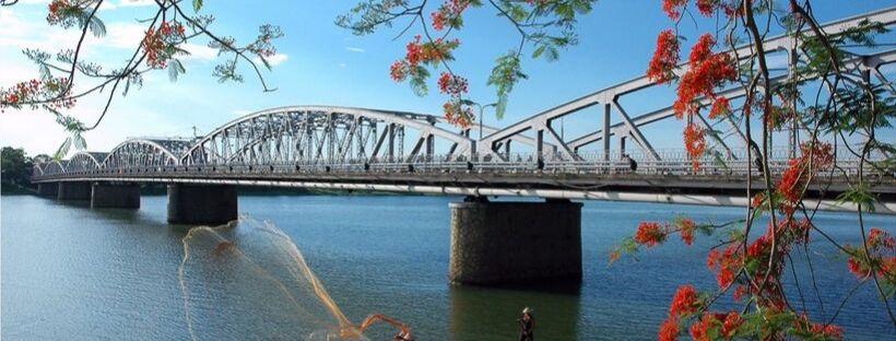 Pont de Truong Tien
