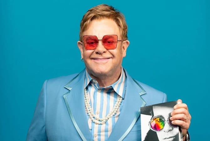 Zu Ehren ikonischer Momente: Elton John lanciert exklusive Brillenkollektion 4