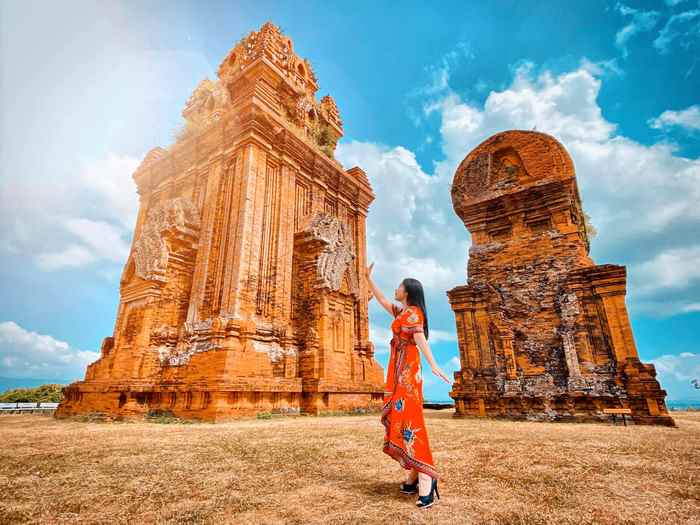 Tour du lịch free & easy Quy Nhơn - Tháp Bánh Ít