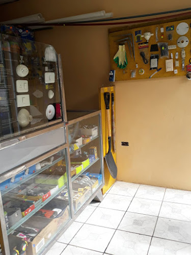 Opiniones de Comercial Acosba en Quito - Ferretería